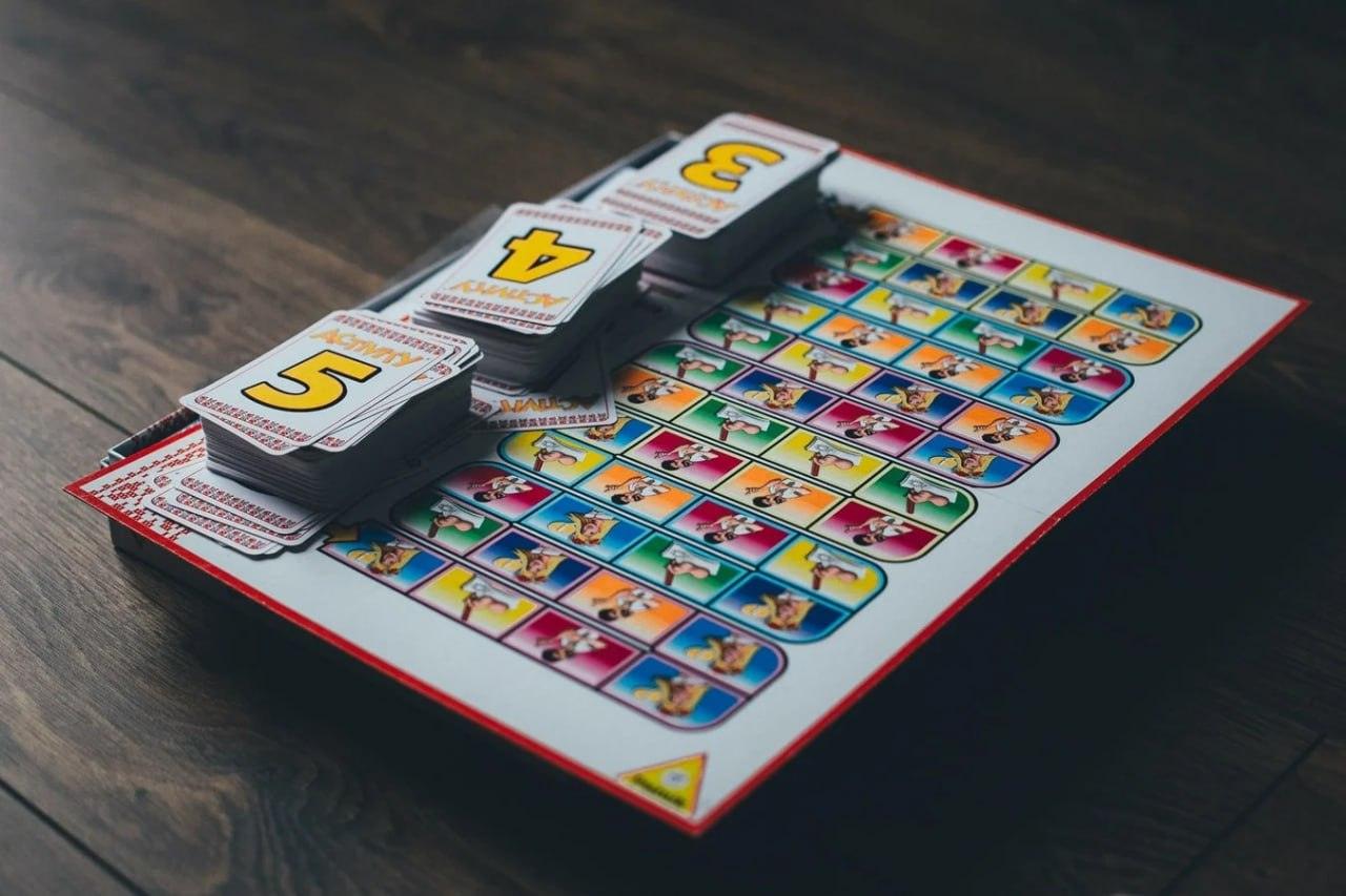 เปิดโปงความจริง – นักสืบ: เกมกระดานอาชญากรรมยุคใหม่